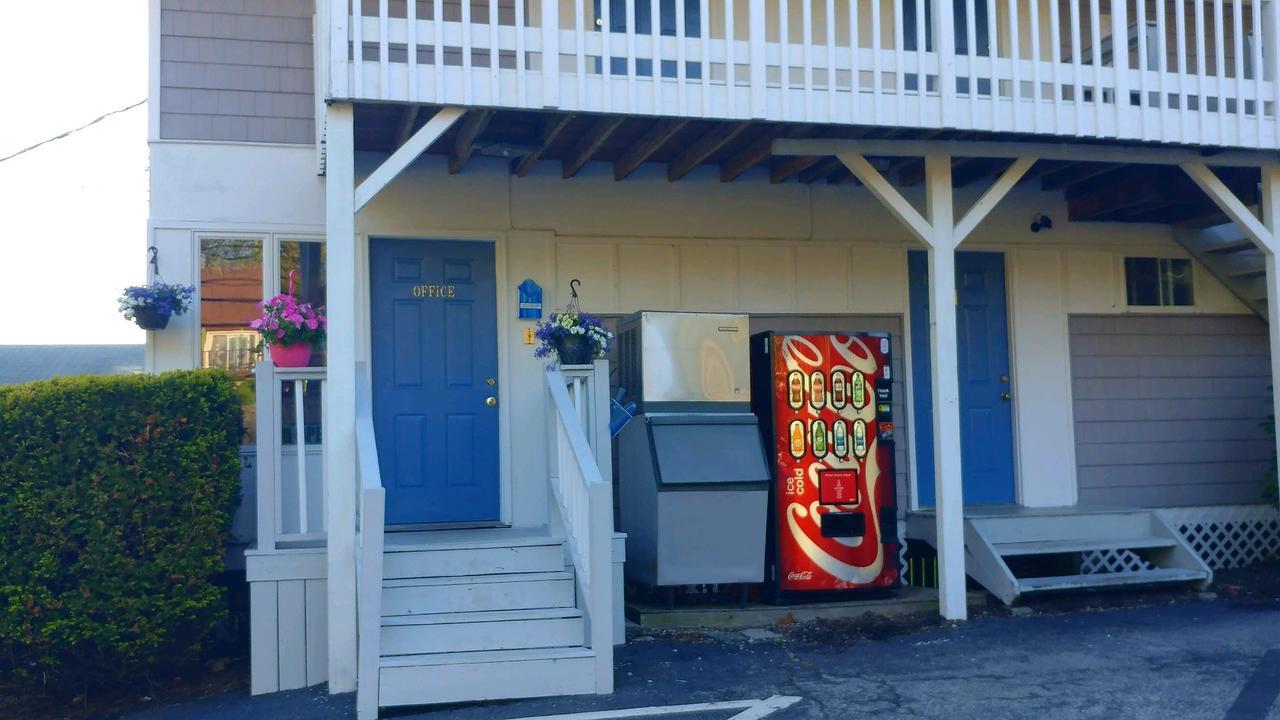 Smugglers Cove Inn Dayville Exterior foto