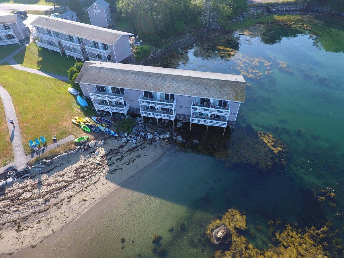 Smugglers Cove Inn Dayville Exterior foto